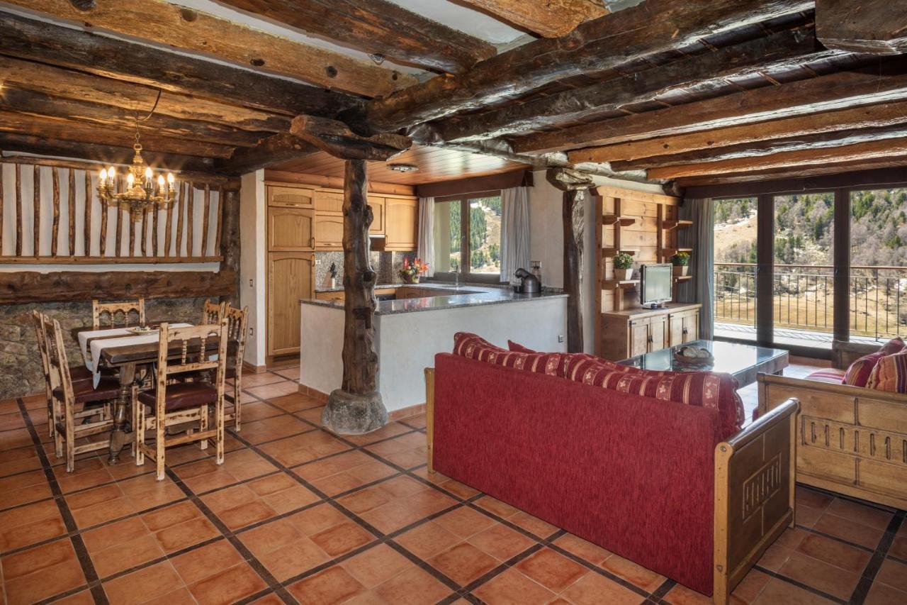 Apartaments Els Llacs Bordes d'Envalira Bagian luar foto